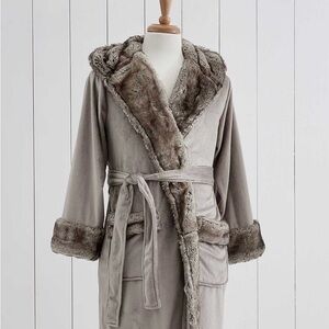 Pottery Barn Gray Faux Fur Hooded Alpaca Robe Small and Slippers Medium